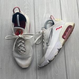 Nike Air Max 2090 White Siren Red Running Sneakers Women's Size 7
